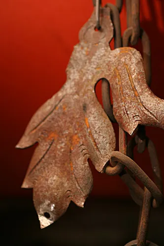 Detail eines handgeschmiedeten Blattes